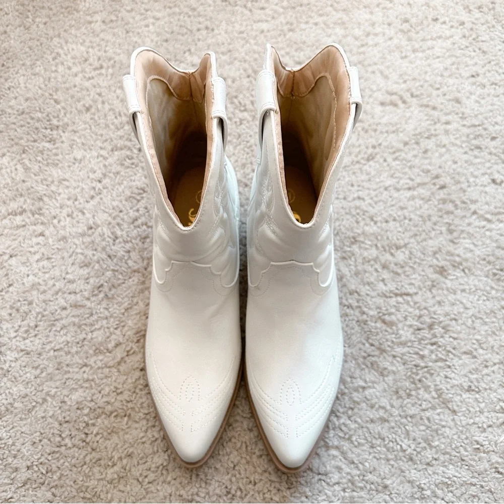 NWOT White Ankle Cowgirl Boots Pointed Toe Size 11 - Picture 6 of 6